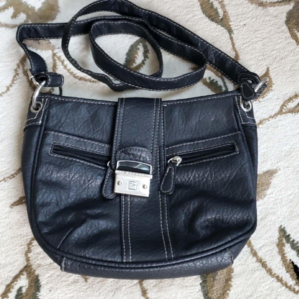 Rosetti y2k 2000s Multi Pocket Faux Leather Shoulder/Crossbody Bag